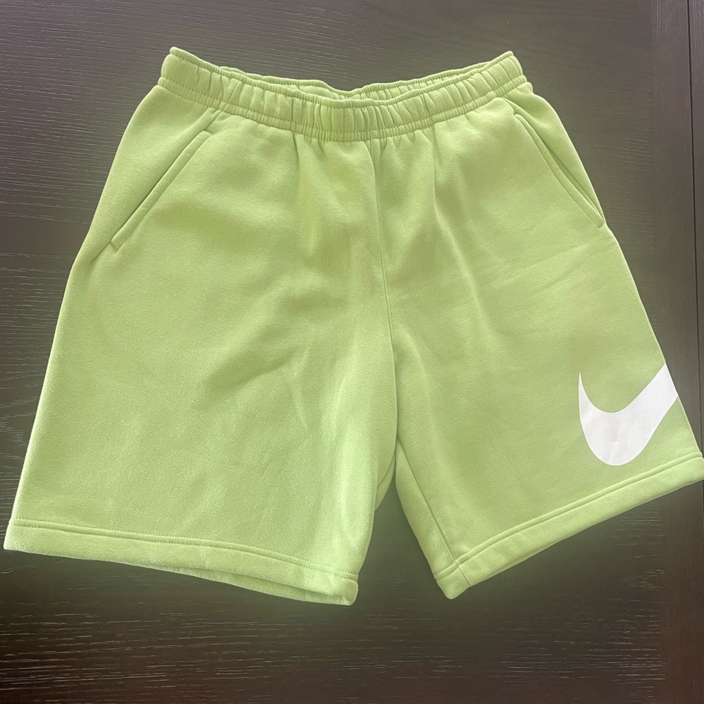 Nike men’s shorts size XL